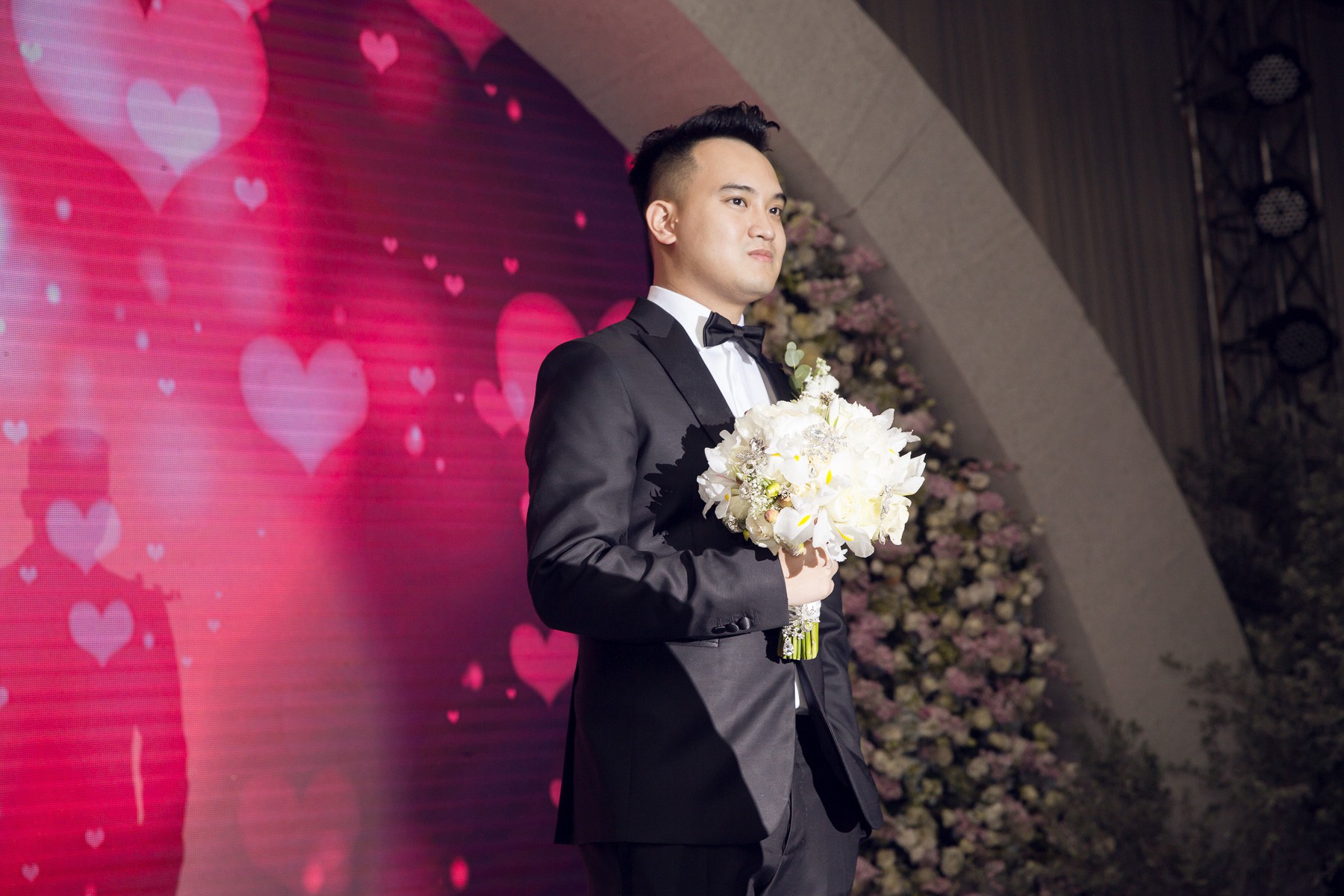 Diệp Lâm Anh xinh đẹp rạng rỡ, chính thức về chung nhà với bạn trai thiếu gia